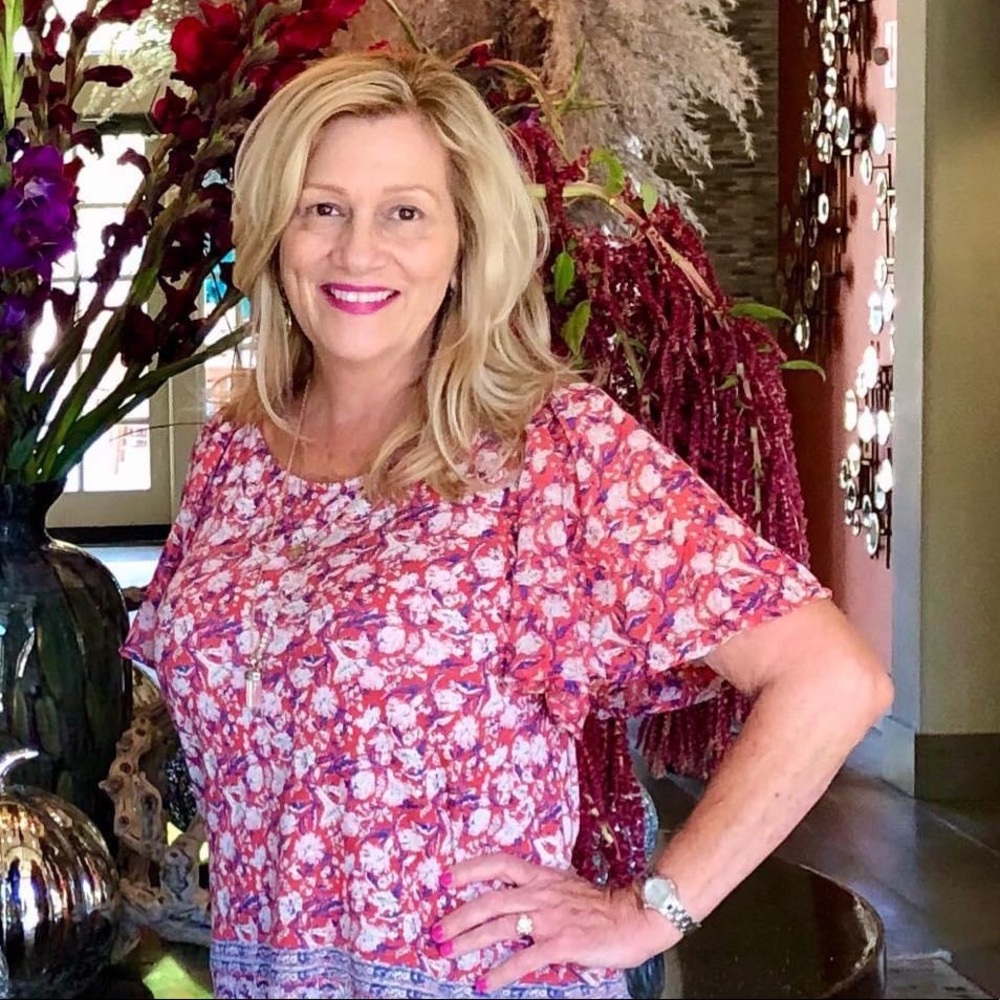Meet your Posher, Carol